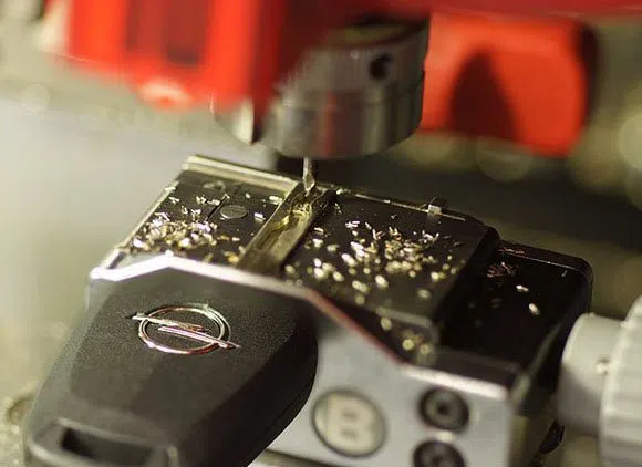 Universal Locksmith Store Grosse Ile, MI 734-259-3659 - 11-Key-Cutting